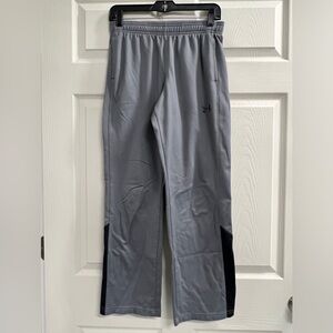 Under Armour Boys Grey and Black Loose Joggers - Size XL - VGUC